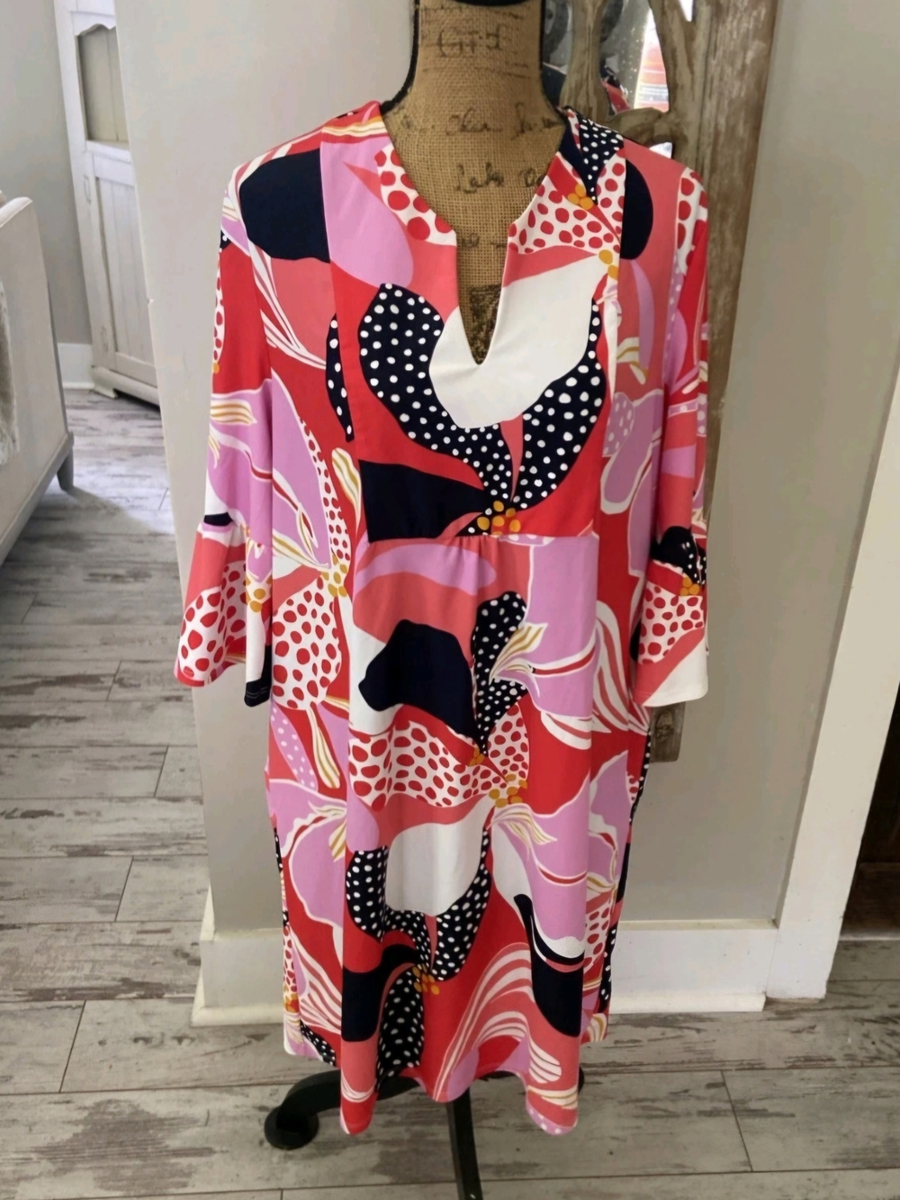 Jude Connally Pink & Red Abstract Print Dress W/pockets. Longer Length